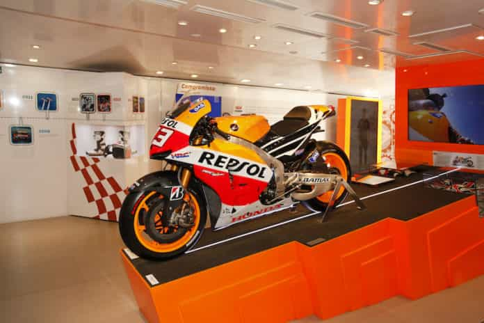 Repsol Racing Tour Honda Marquez