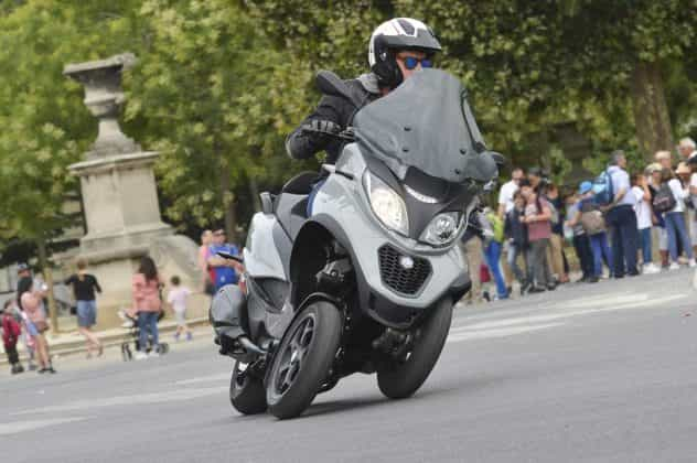 Piaggio MP3 350