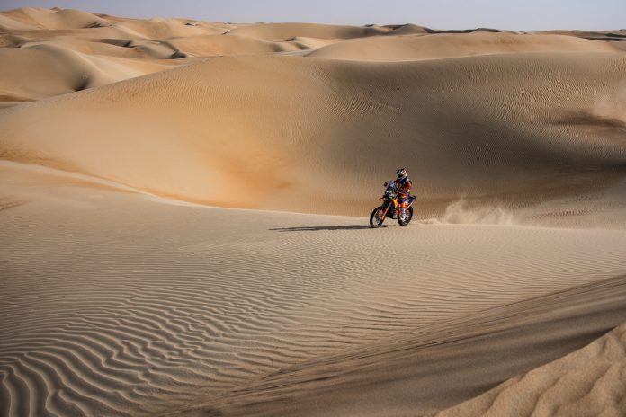 [Imagem: Dakar-deserto-696x464.jpg]
