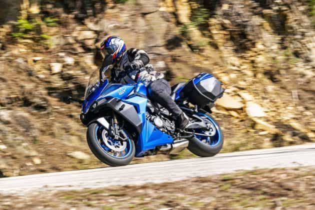 Suzuki GSX-S 1000 GT Comparativo Sport Turismo