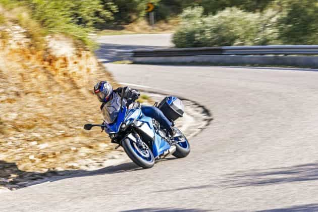 Suzuki GSX-S 1000 GT Comparativo Sport Turismo