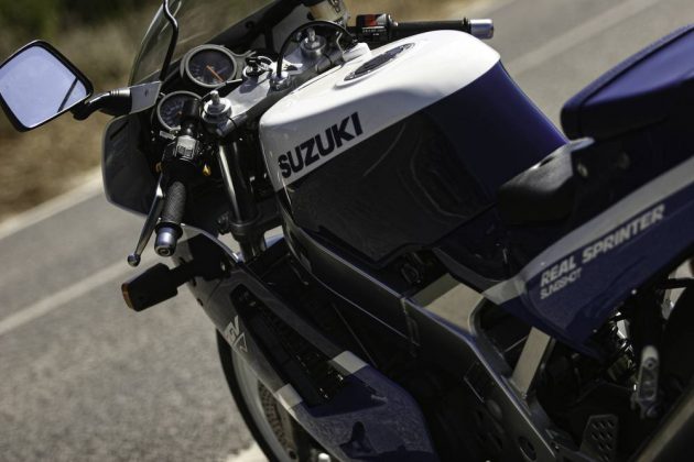 Suzuki RGV 250