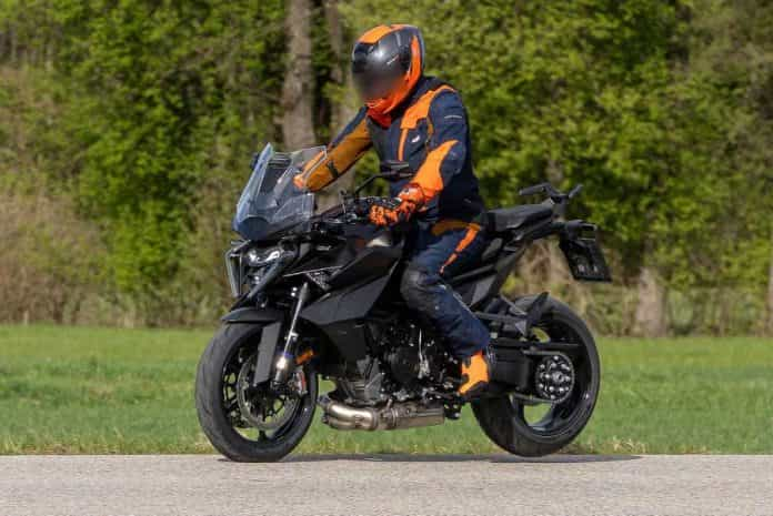 1390 super duke gt