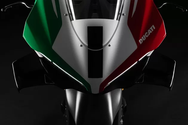 panigale v4 tricolore