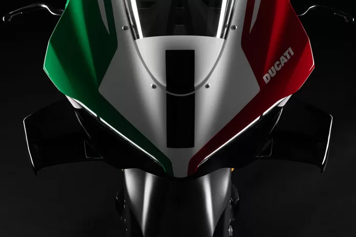 panigale v4 tricolore